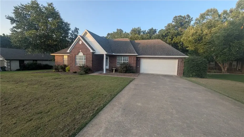 2030 N Hailey Drive, Fayetteville