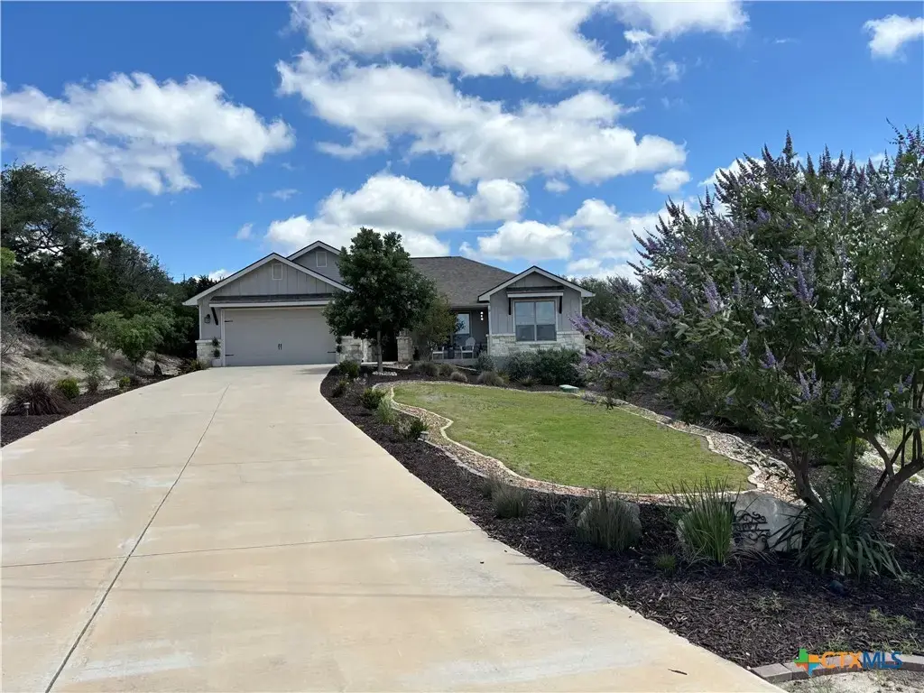 192 Yucca Drive, Canyon Lake