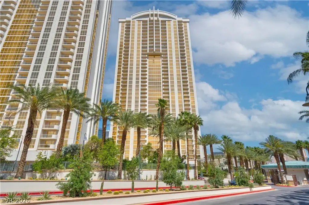 125 E Harmon Avenue 3301 & 3303, Las Vegas