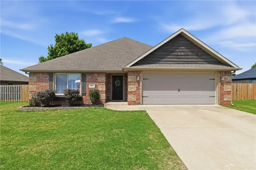 1021 Sienna Drive, Centerton