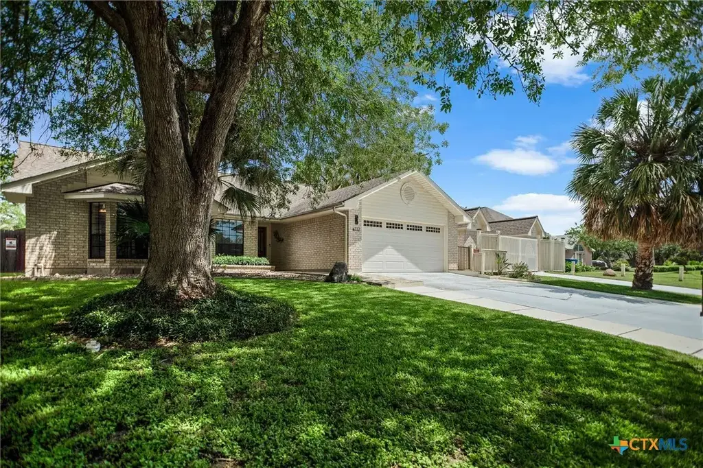 117 E Harbor Drive, Port Lavaca