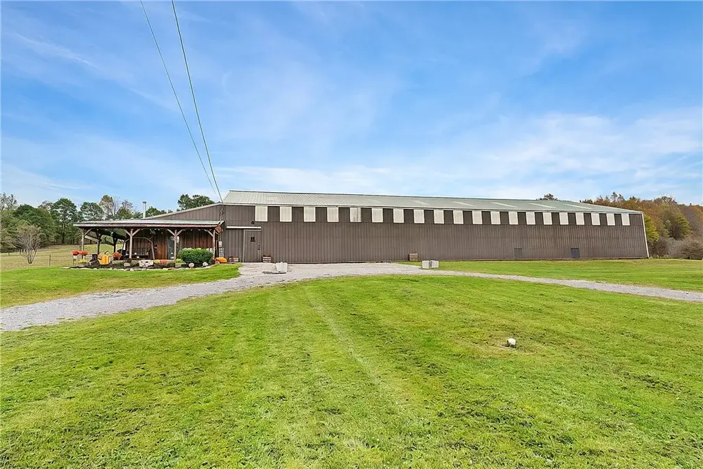 1316 Porter Road , Clinton