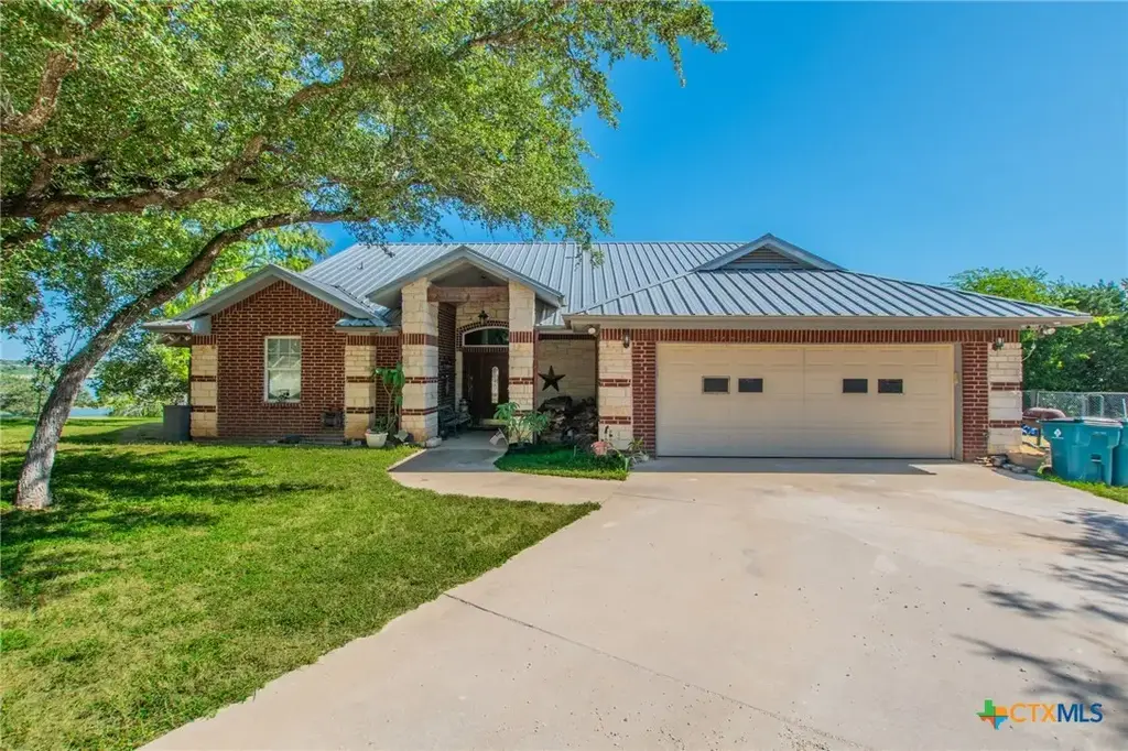 6031 Buggy Ride Road, Temple