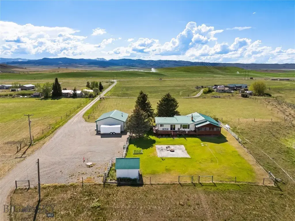 21 Mcpherson Lane, Wilsall