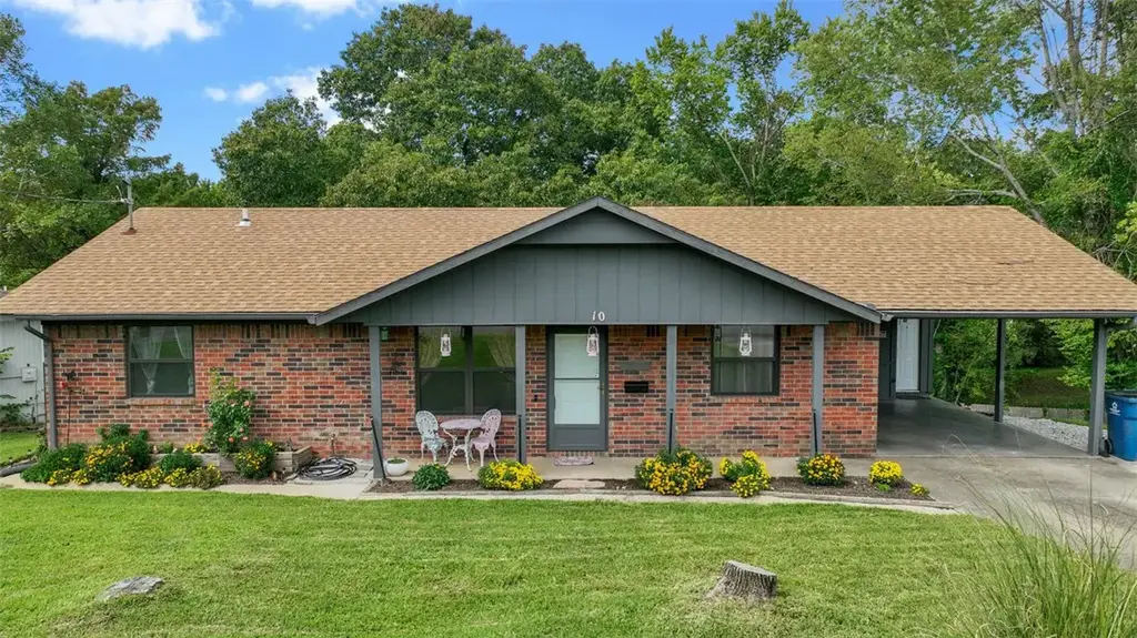 10 Dillow Lane, Bella Vista