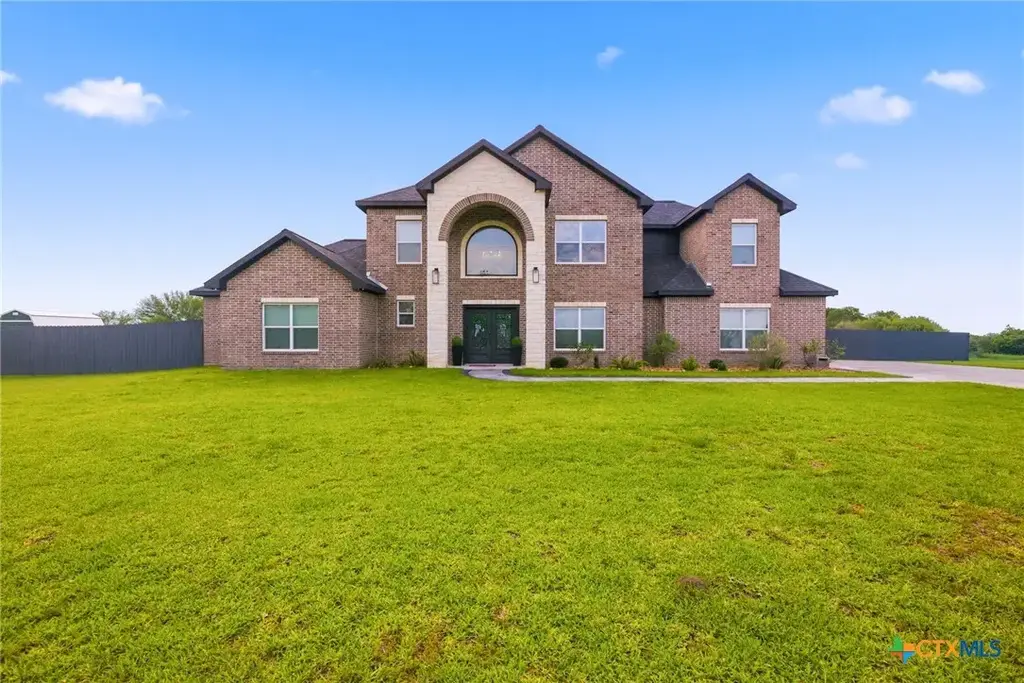 2466 Parsons Road, Victoria