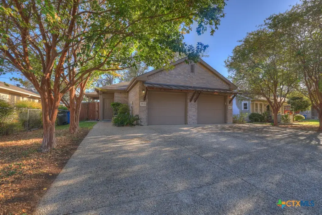 388 E Faust Street, New Braunfels