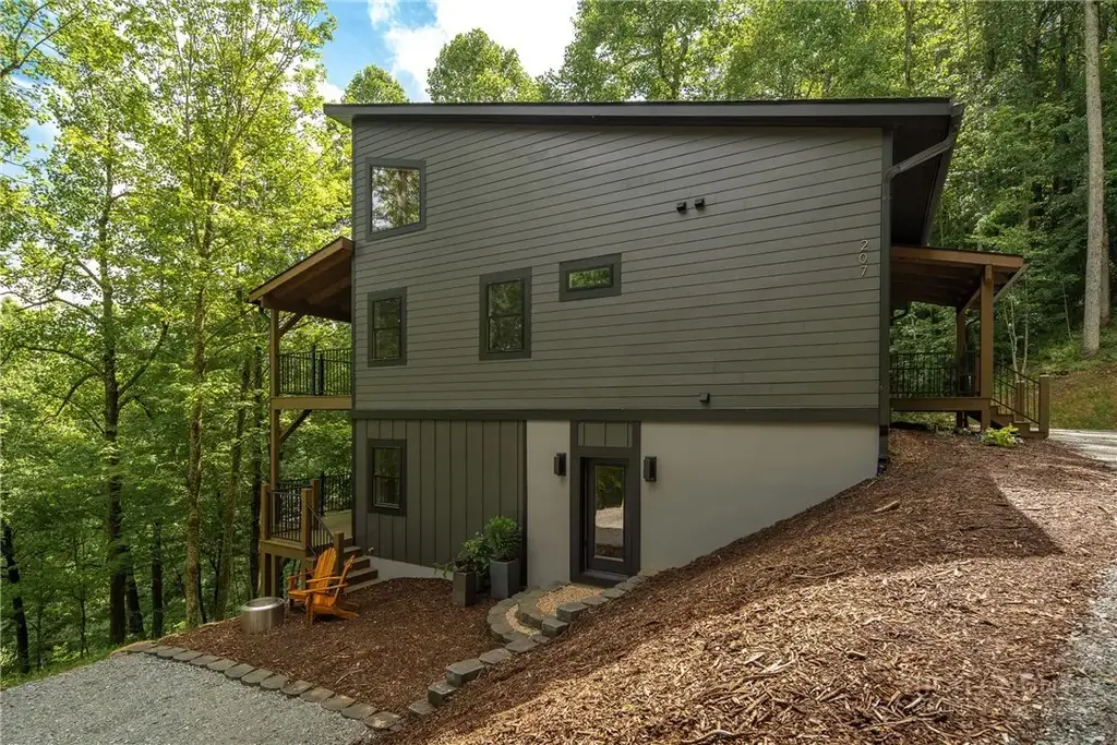 207 Laurel Canopy Lane, Boone