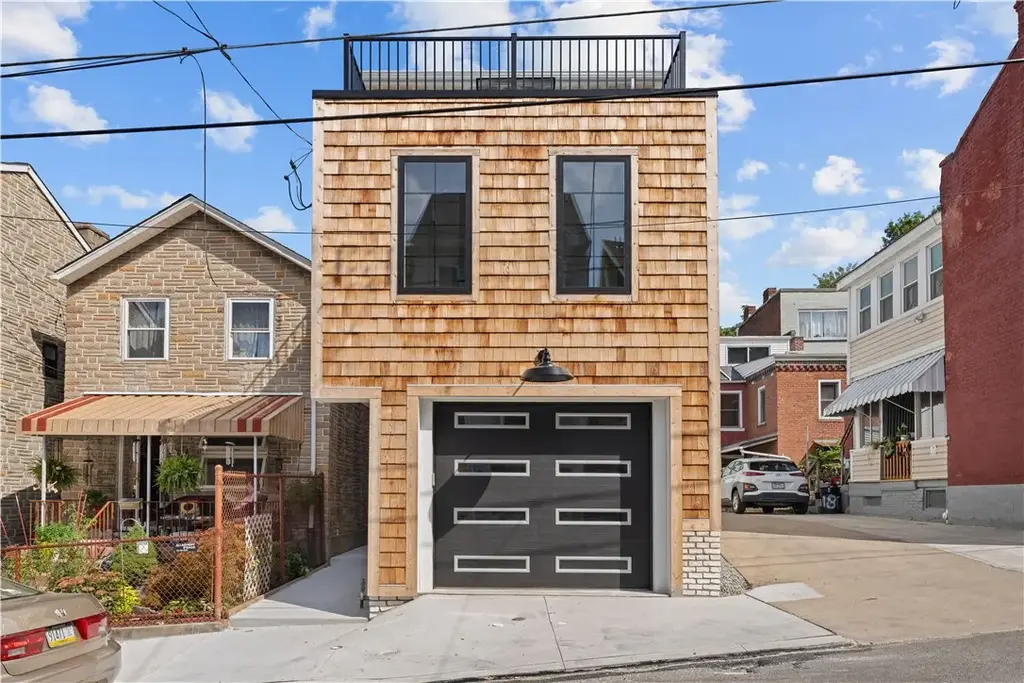183 16th Street , South Side