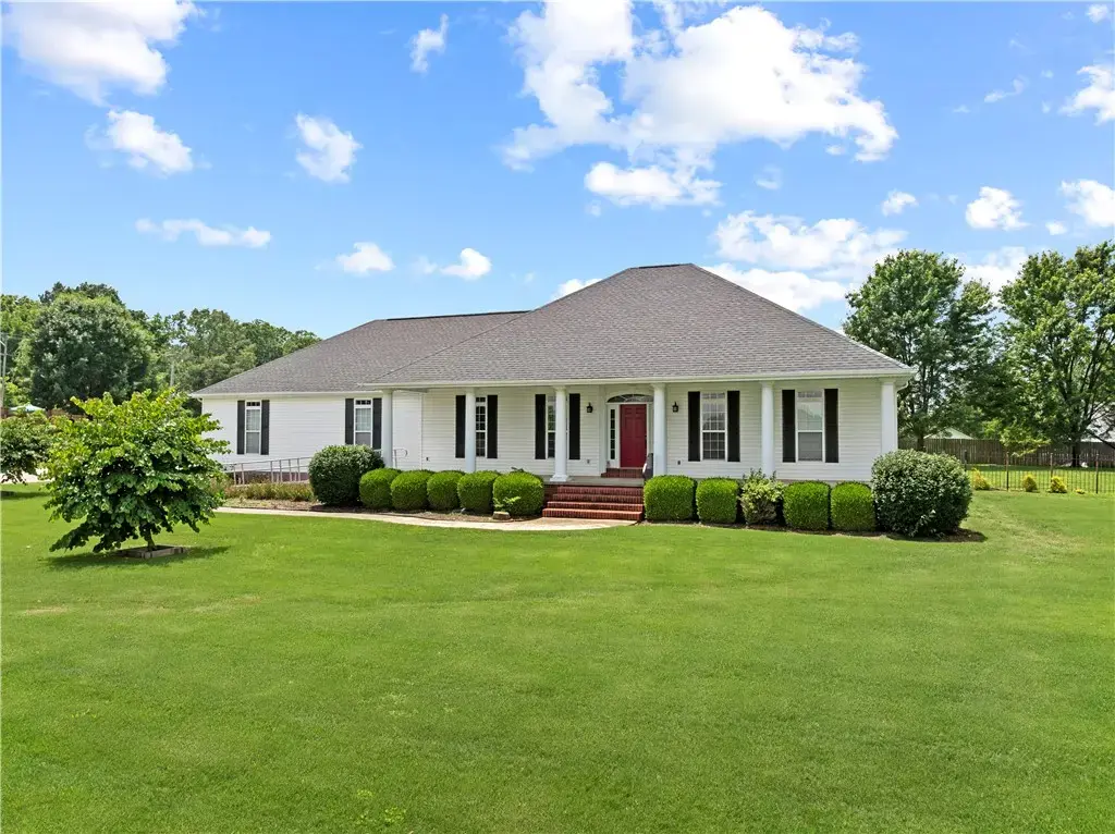 2562 Prairie View Road, Harrison