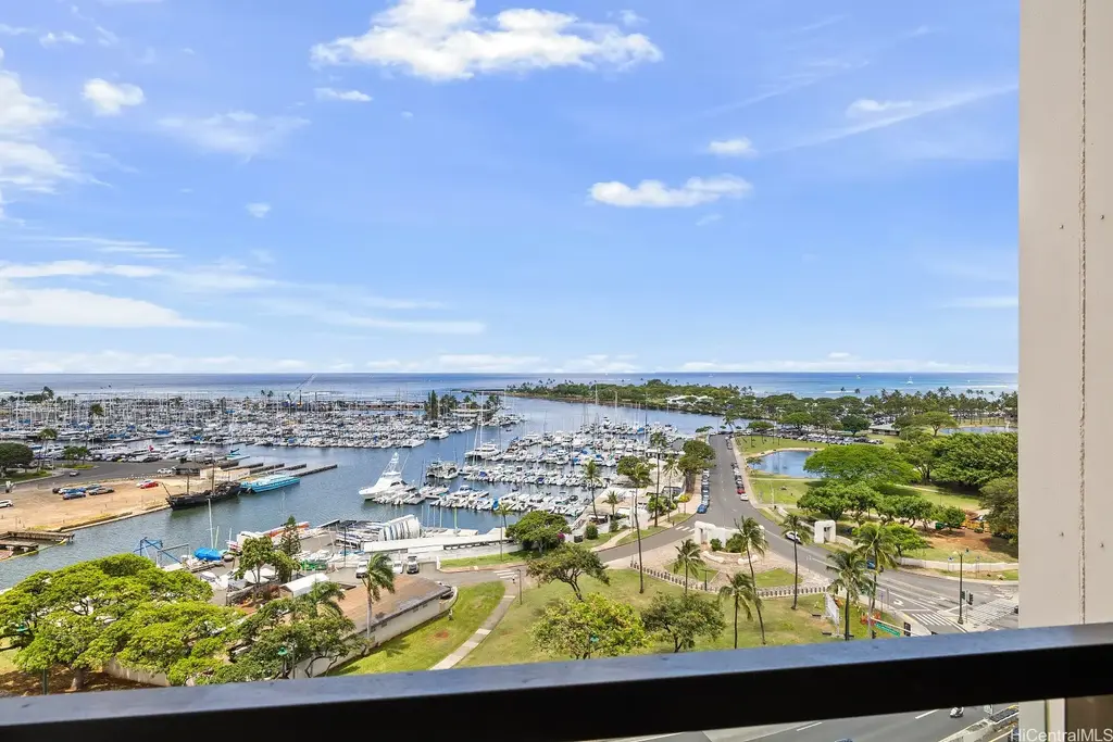 1600 Ala Moana Boulevard # 1502, Honolulu