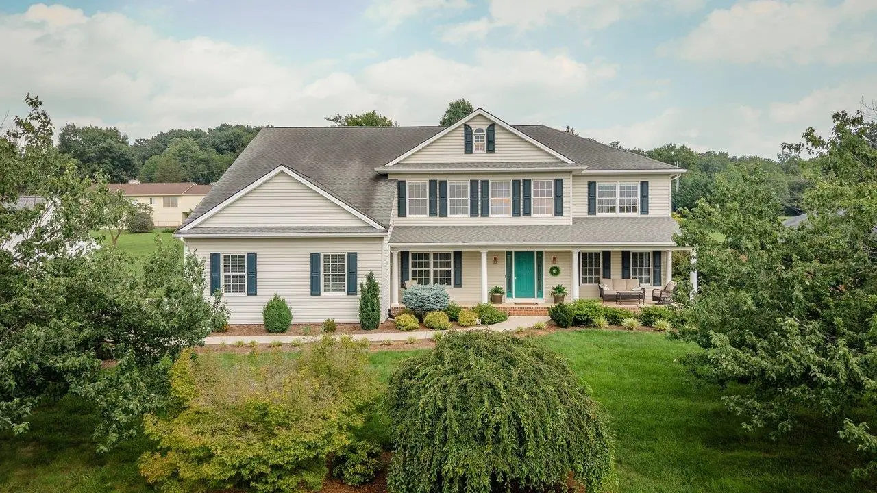 855 Wild Cherry Ln, Rockingham