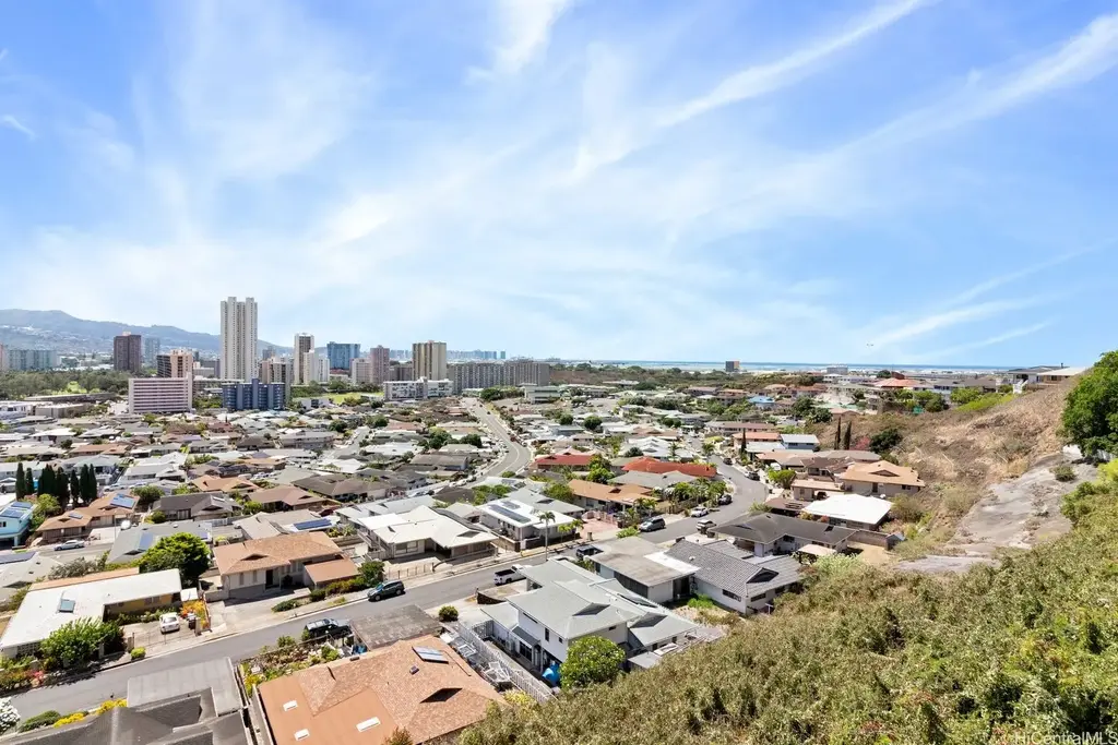 3404 Ala Hinalo Place, Honolulu