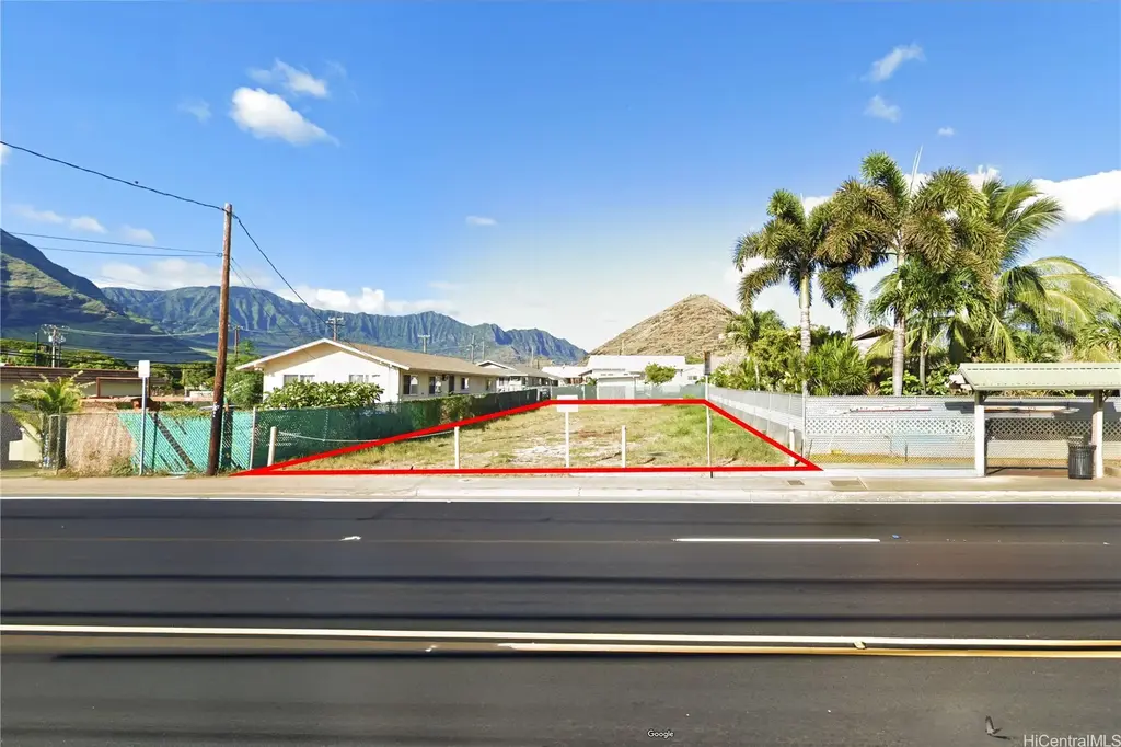 85-978 Farrington Highway, Waianae