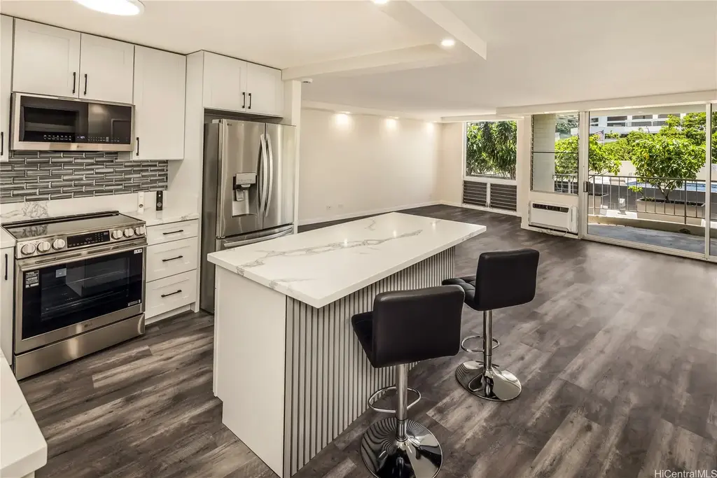 (unit #306) 1717 Ala Wai Boulevard, Honolulu