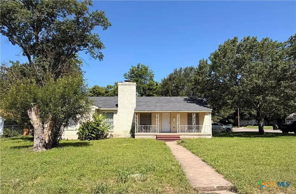 1112 N 6th Street, Temple