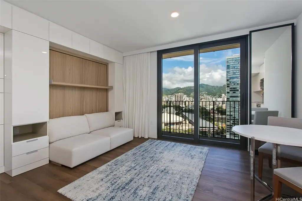 987 Queen Street # 2516, Honolulu