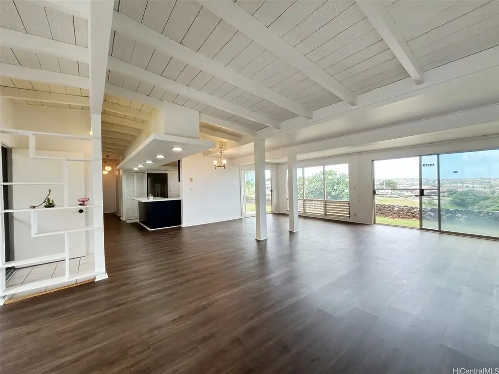 98-835 Iliee Street, Aiea