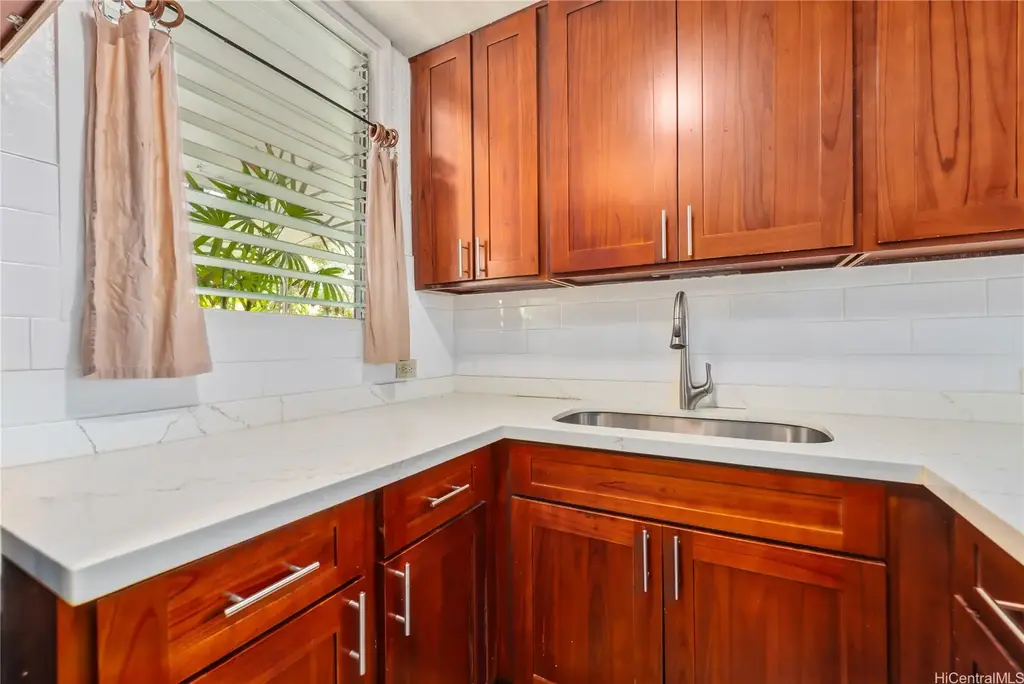 (unit #14) 3121 Pualei Circle, Honolulu