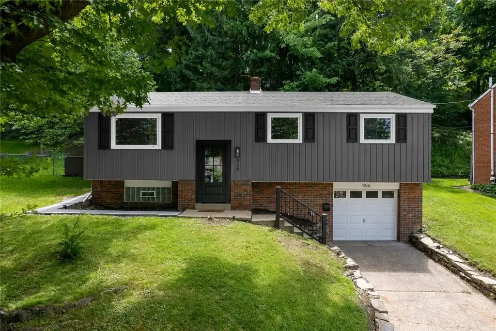 456 Atlantic Avenue , Forest Hills Boro