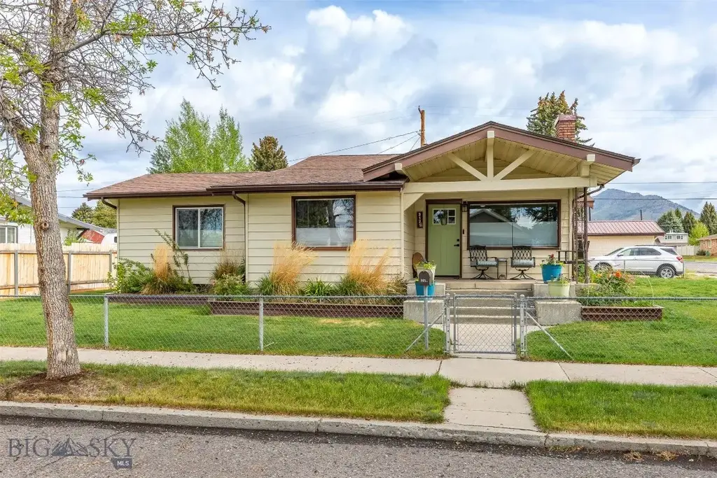 3121 State, Butte