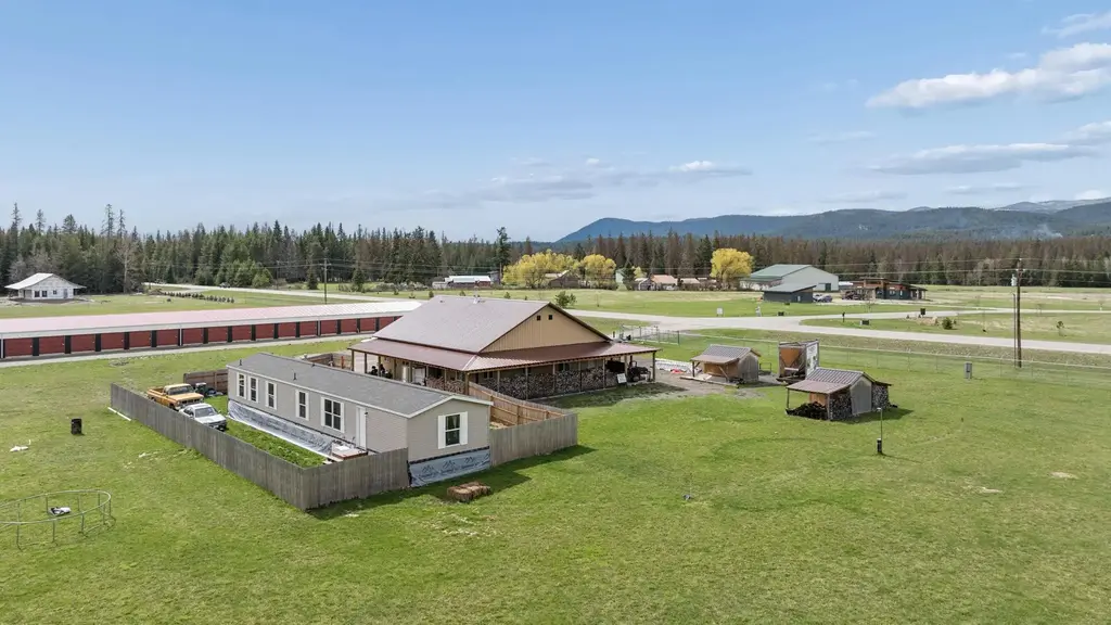 4326 Us Highway 93 W, Whitefish