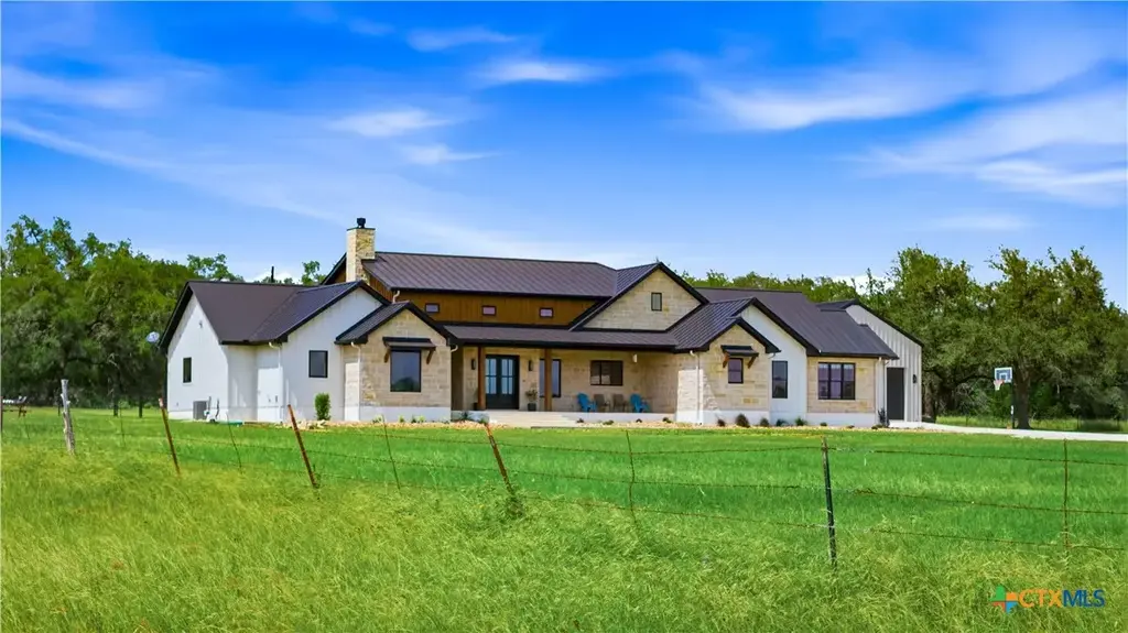 4434 Hugo Road, San Marcos