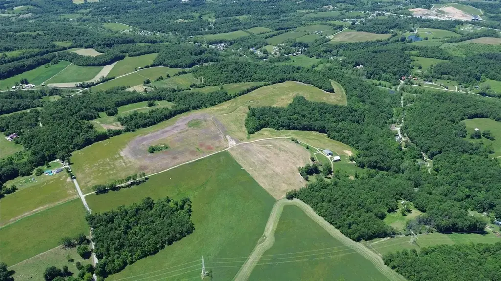 215 Duff Road, McClellandtown