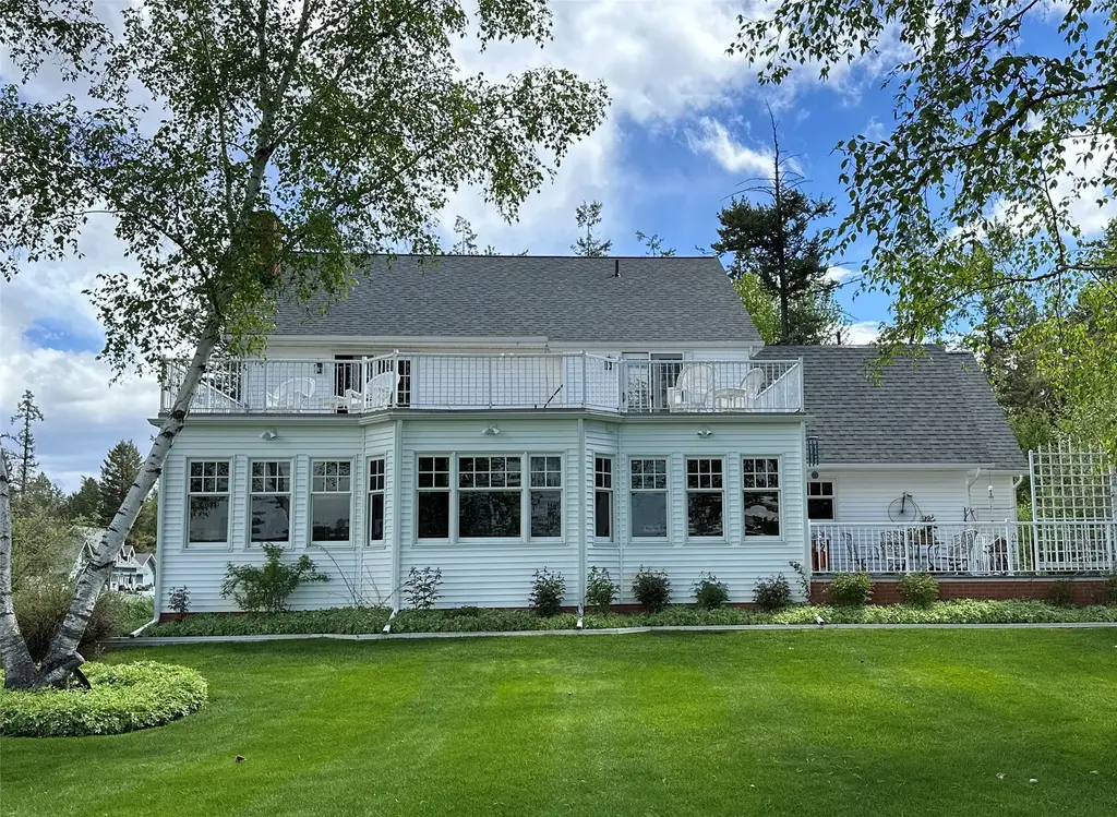 225 Siderius Lane, Bigfork