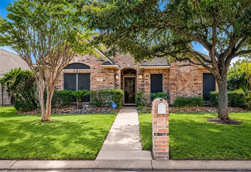 205 Meir Lane, College Station