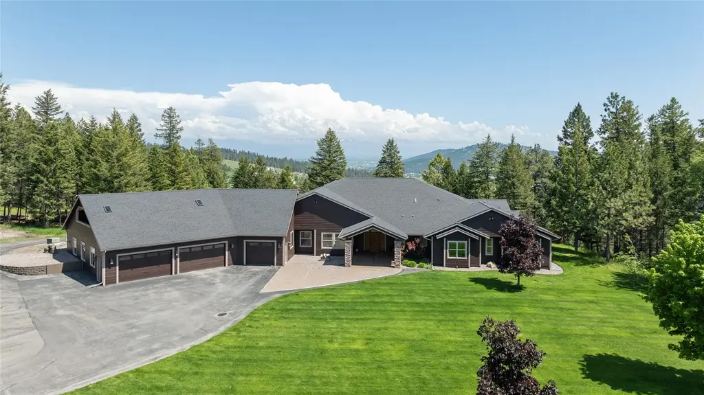 1173 Kienas Road N, Kalispell