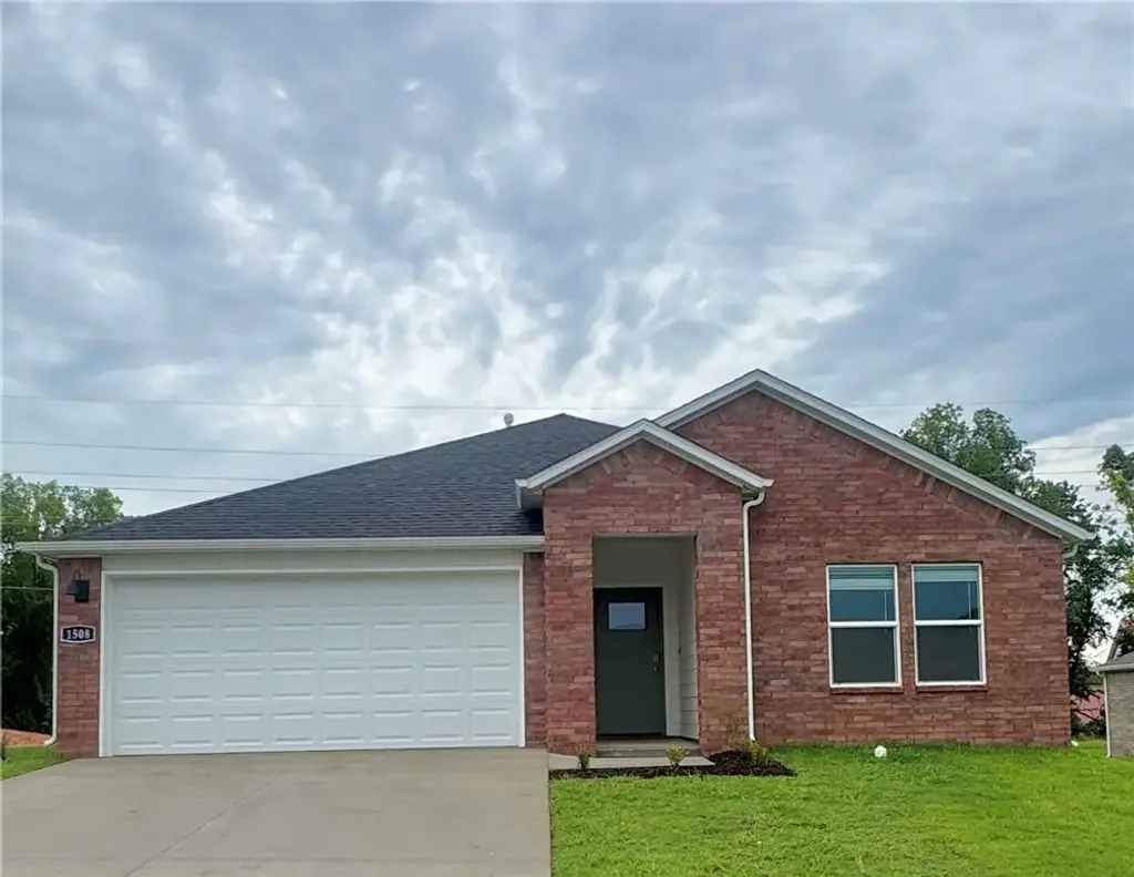 564 Nevada Street, Farmington