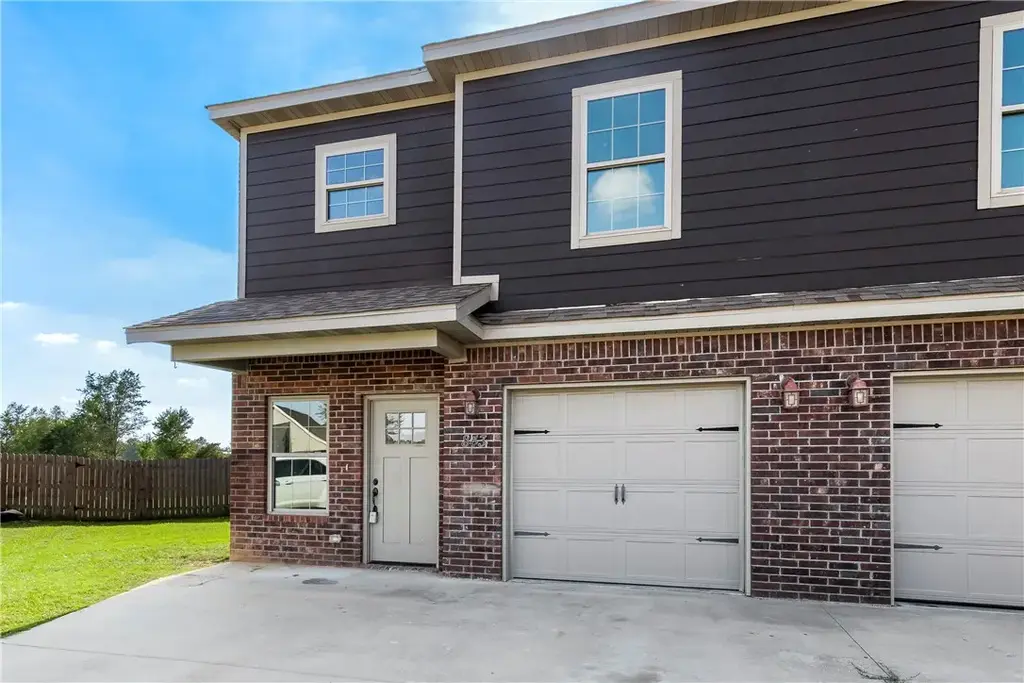 842 Nw Baker Street, Gravette