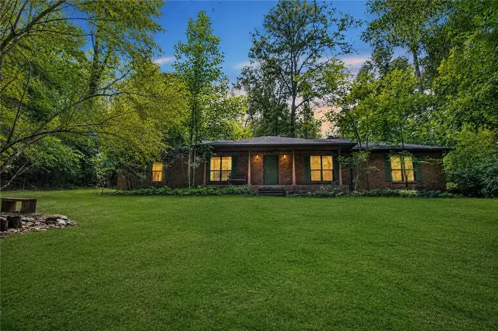 2668 Wire Rd, Auburn