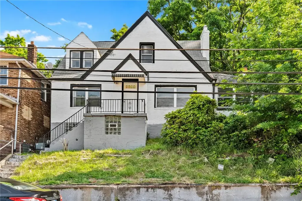 2219 Manor Avenue , Swissvale