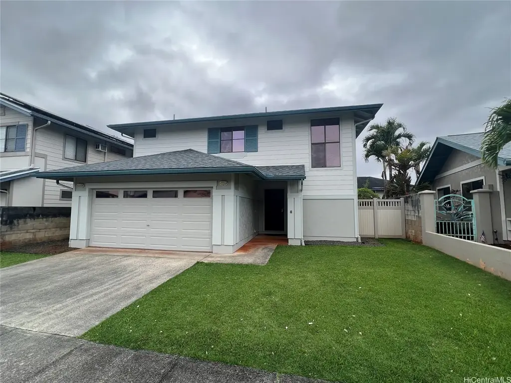 95-208 Mahelu Place, Mililani