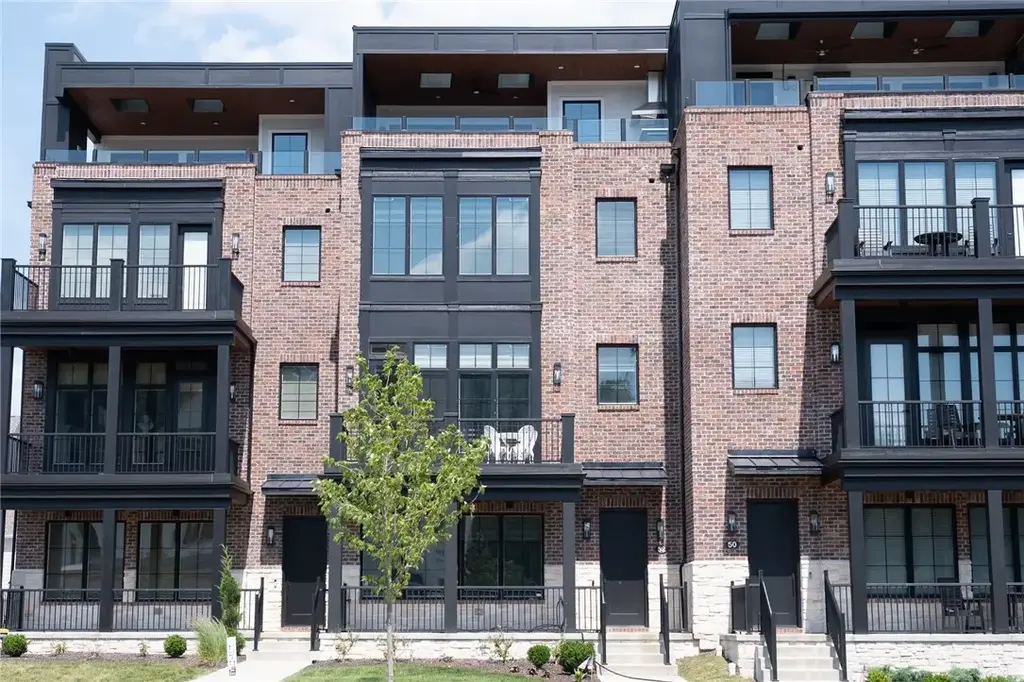 52 1st Street, Oakmont