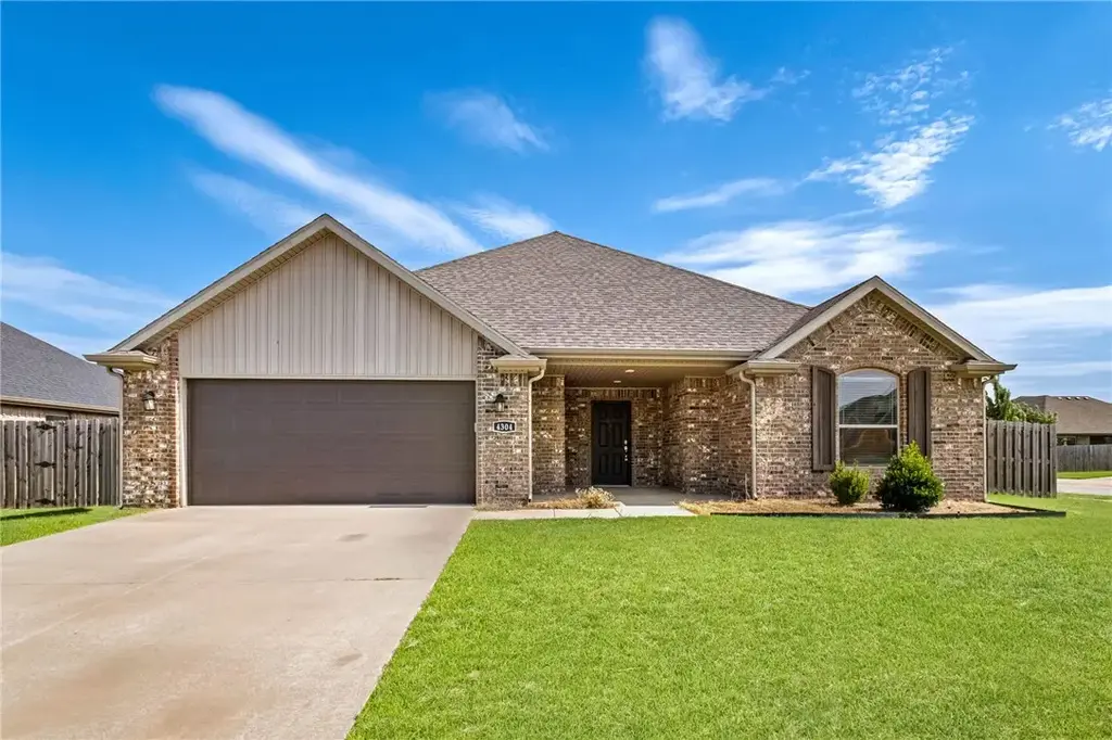 4304 Newton Avenue, Fayetteville