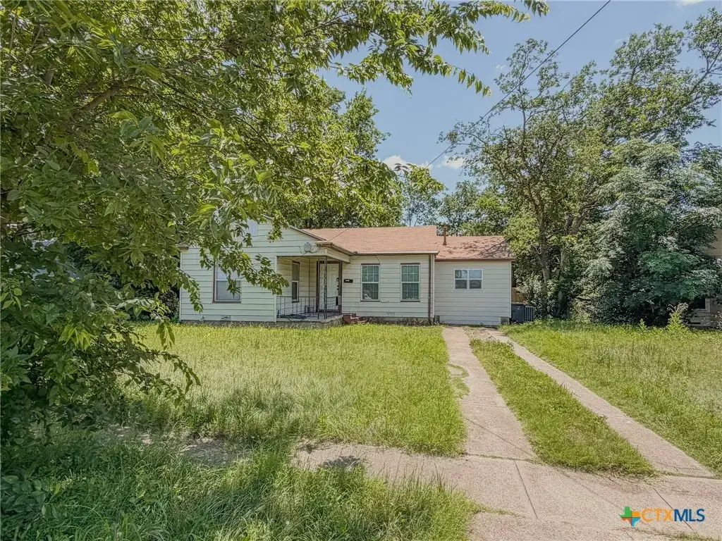 1012 W Green Avenue, Killeen