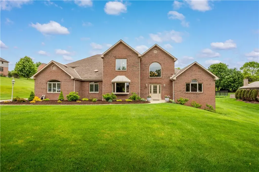 103 Blackmore Drive, Peters