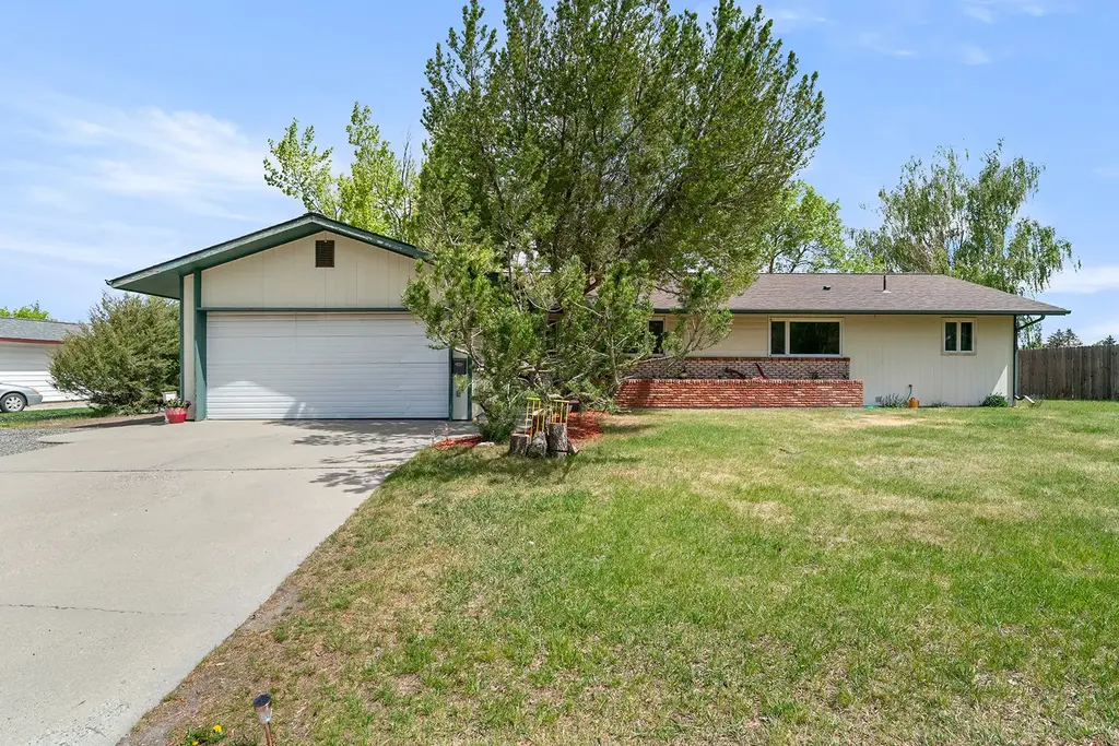 109 Elmwood Lane, Helena