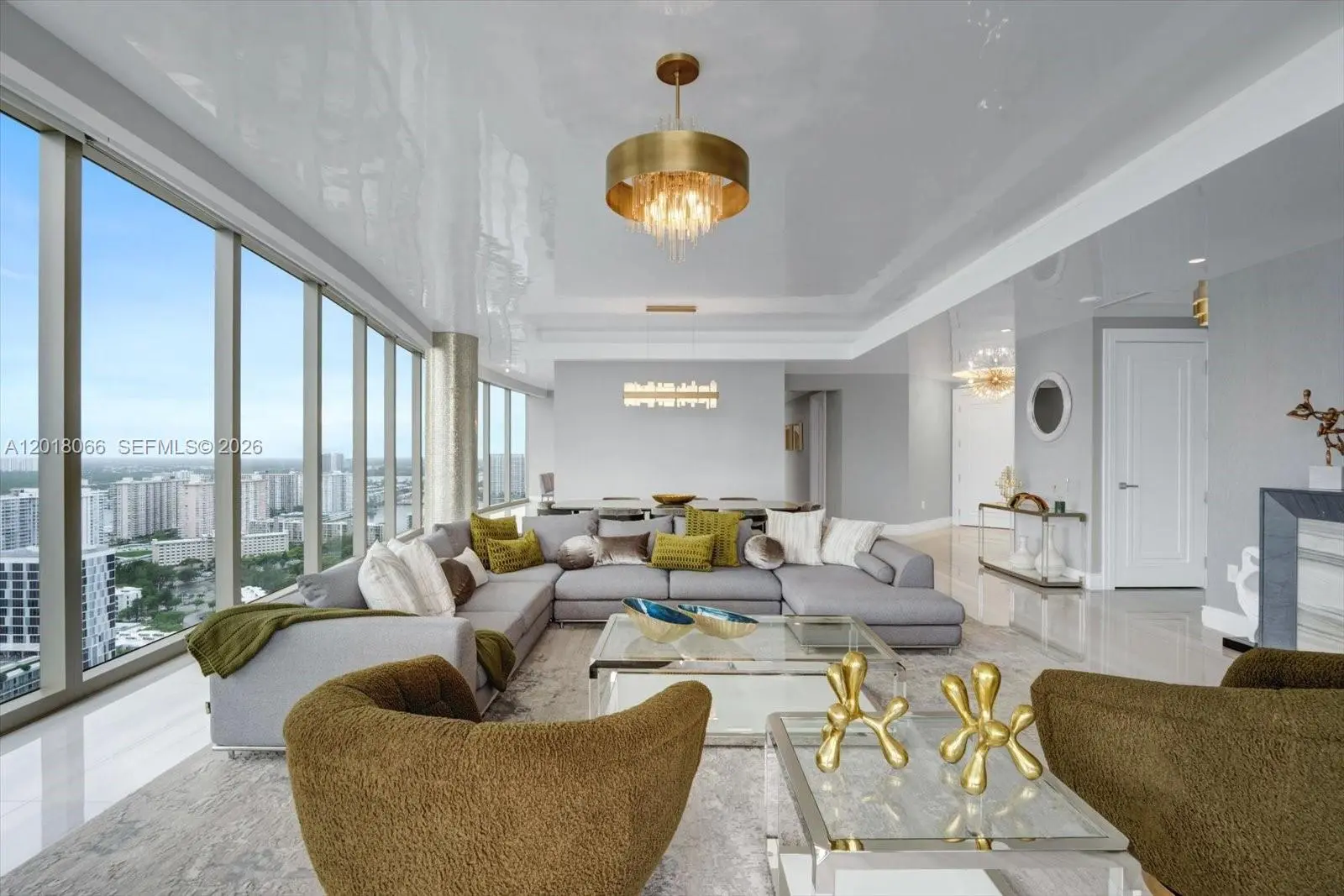 5 of 40 - 17901 Collins Avenue #2704, Sunny Isles Beach, FL