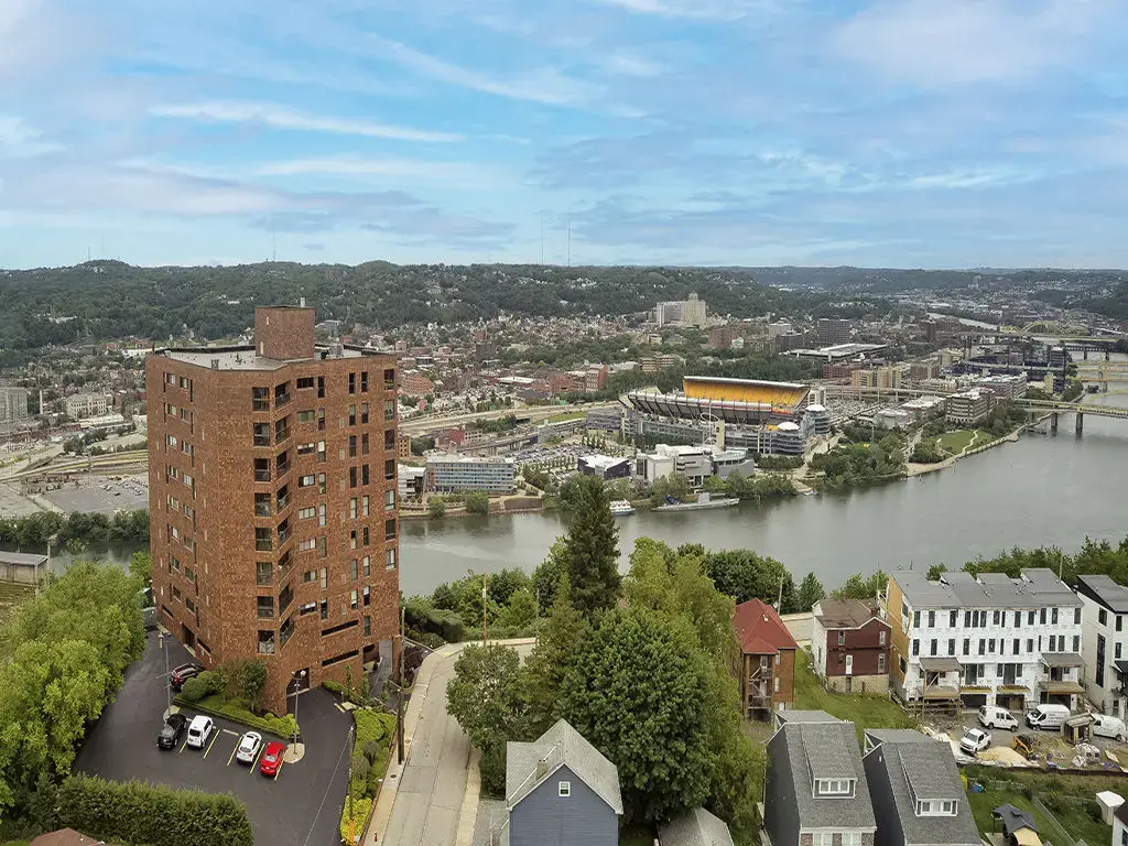 1700 Grandview Avenue 202, Mt Washington