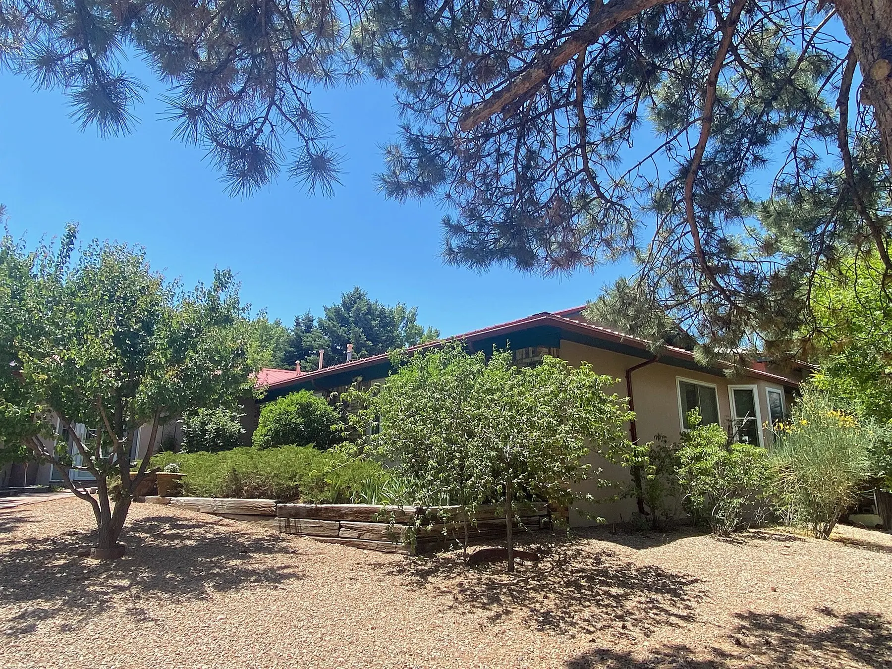 1897 Candela Street, Santa Fe