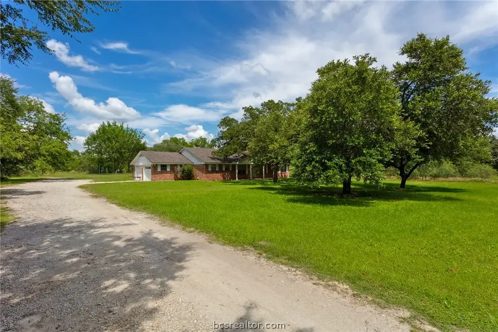 11203 State Highway 30, College Station