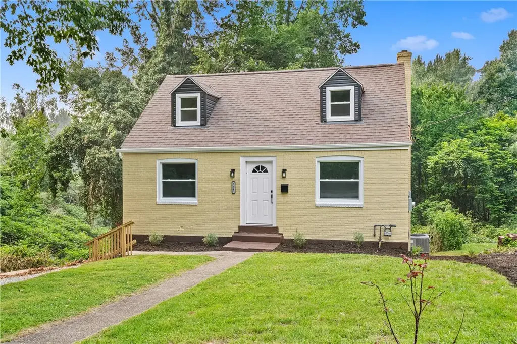 2843 Mckelvey Road , Braddock Hills
