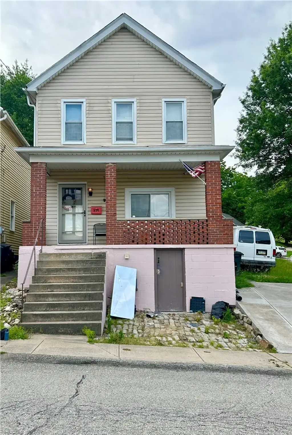 379 Walnut Street , Blawnox