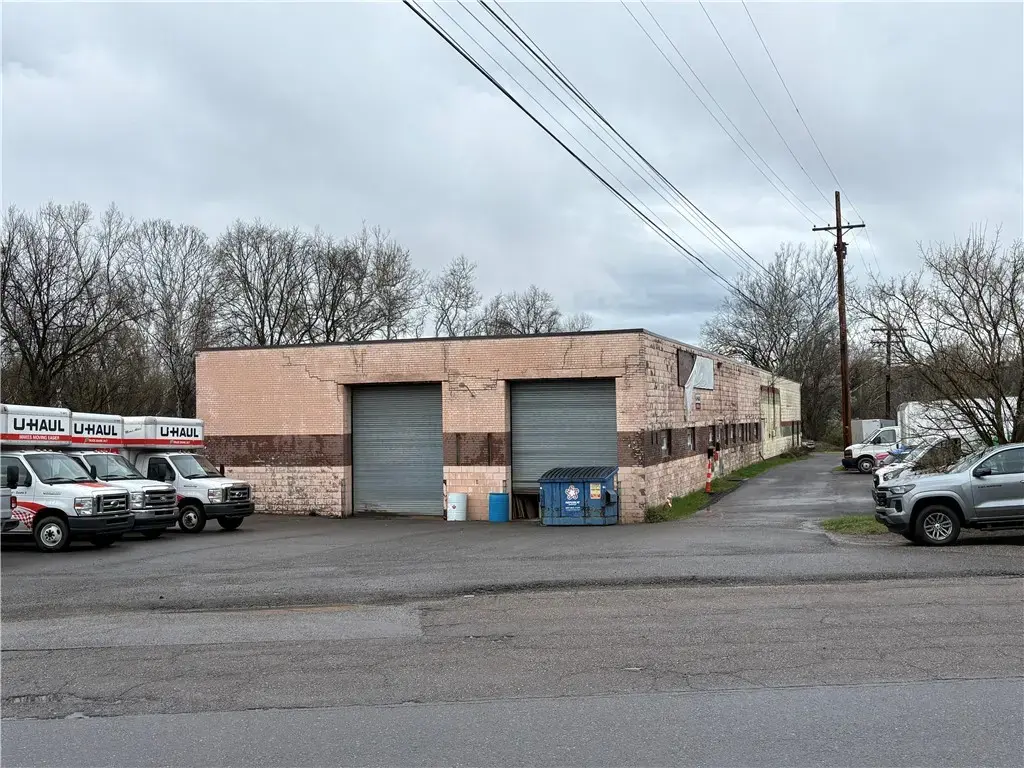 550 Mayer, Bridgeville