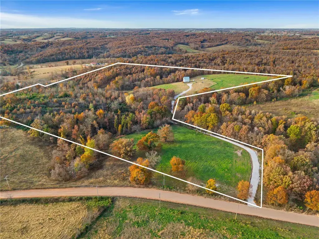 13325 Bryant Road, Siloam Springs