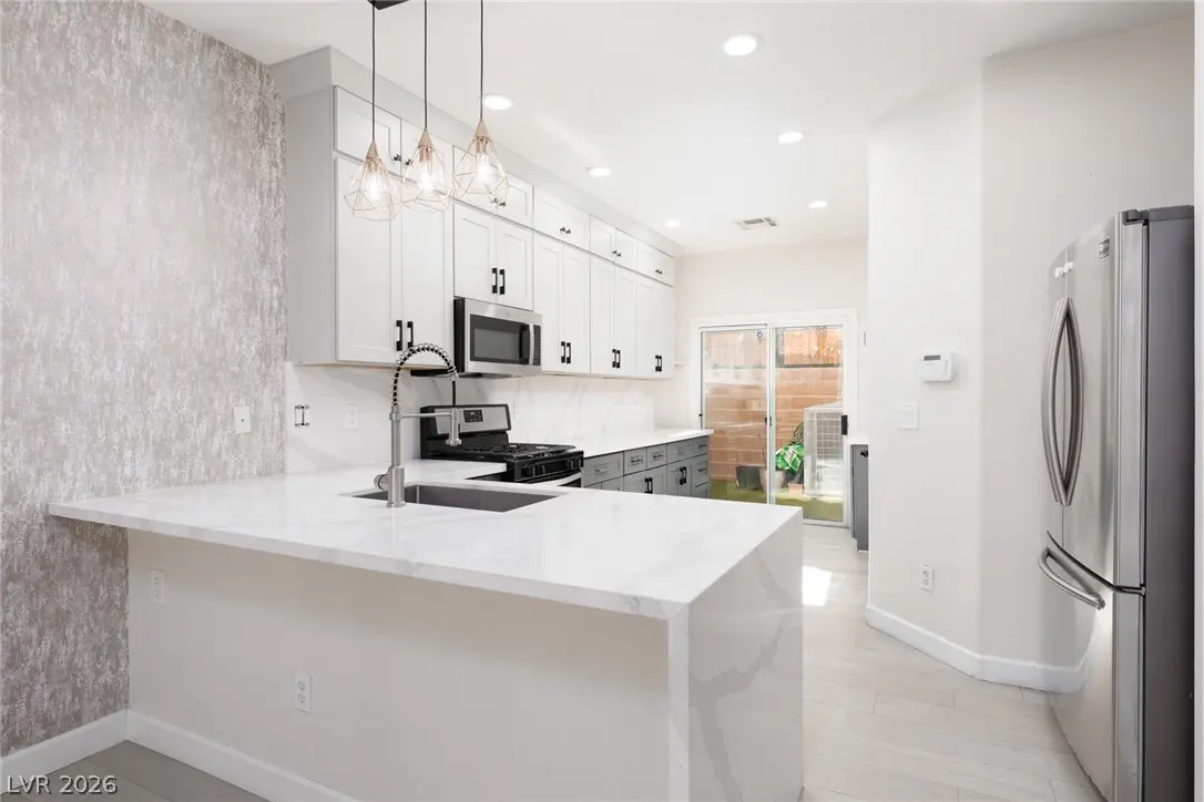 4046 Sparrow Rock Street, Las Vegas
